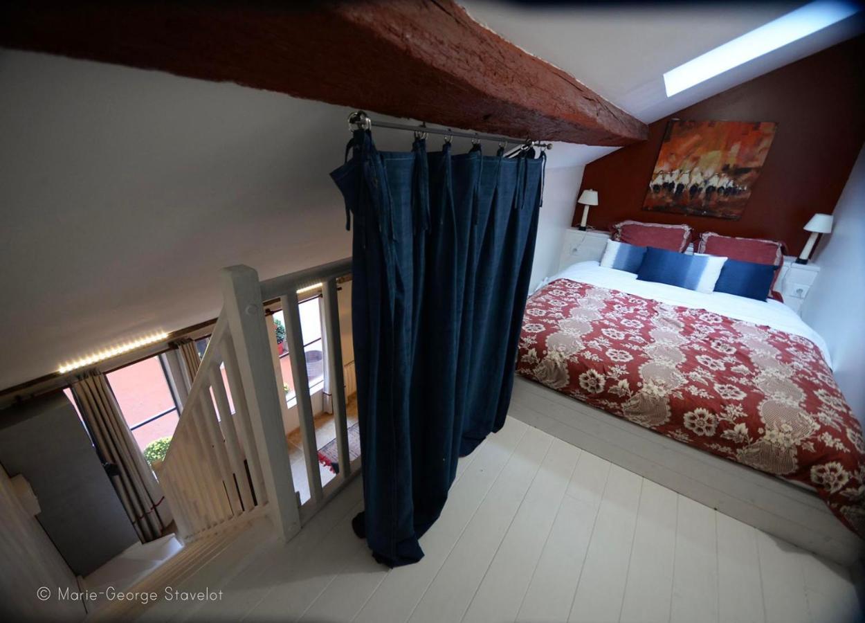 Voyage… Noyers-sur-Serein Exterior foto