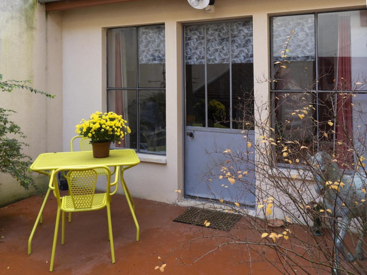 Voyage… Noyers-sur-Serein Exterior foto
